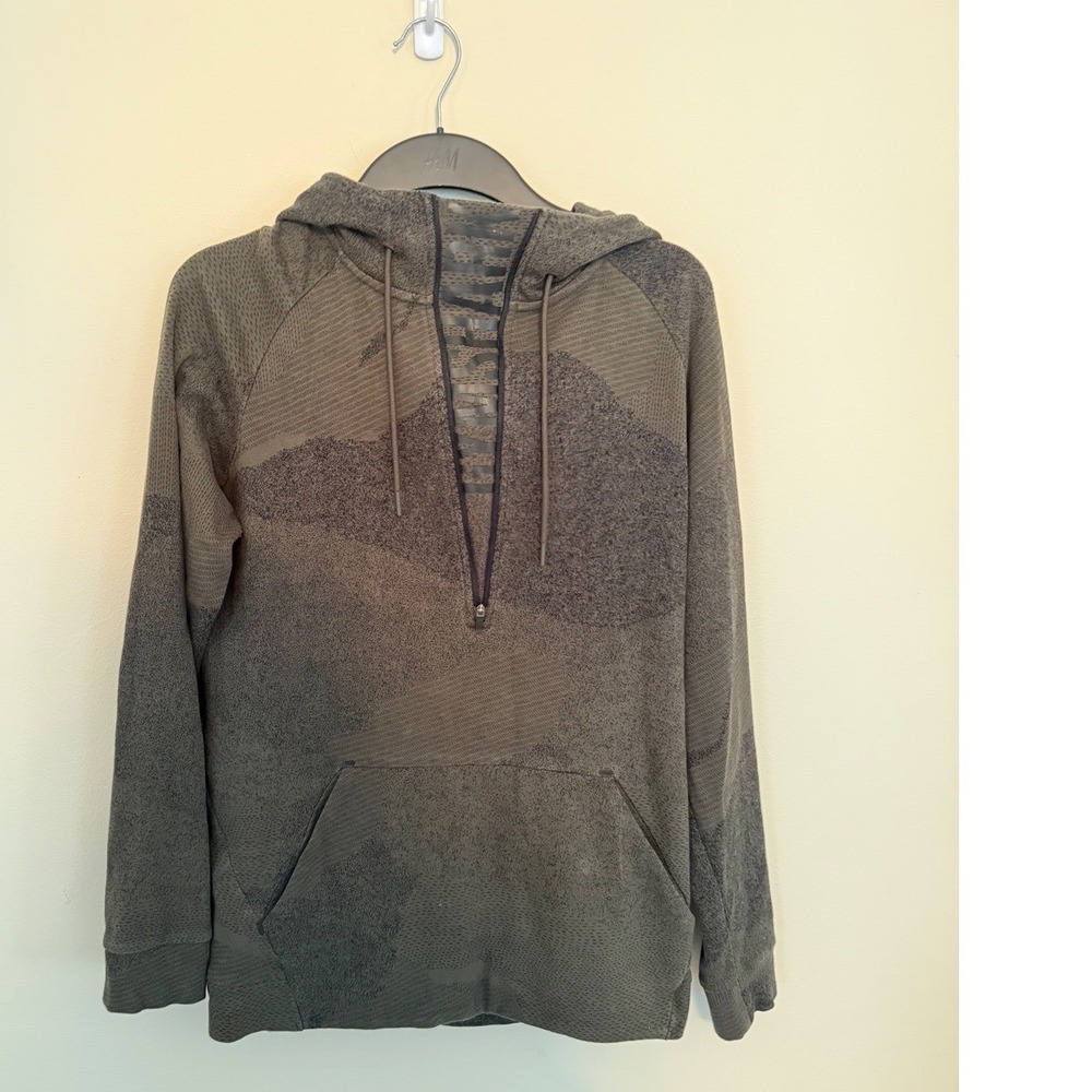 Gymshark Mens 1/2 Zip Hoodie Olive Green Textured Knit Pullover Size M
